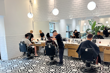 ELIJAH Salon | Barber | Tattoo - Laietana